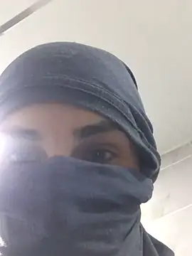 eyelessmage  online show from March 4, 6:48 pm