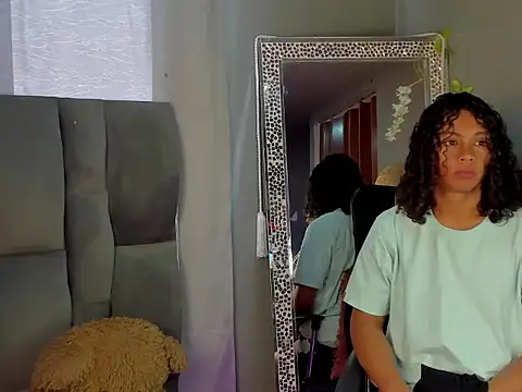 dylaans19 online show from February 26, 2:28 pm