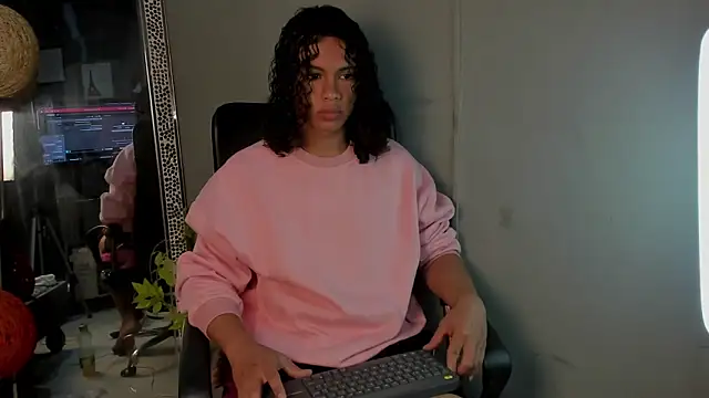 dylaans19 online show from February 9, 2:26 pm