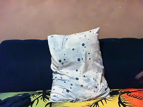 Snapshot of NastyFreaky4U chatting on January 10, 3:13 am NastyFreaky4U online show from January 10, 3:13 am