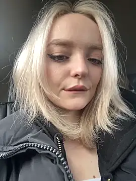aka Blonde online show from April 25, 7:22 am