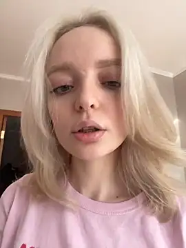aka Blonde online show from April 22, 9:16 am
