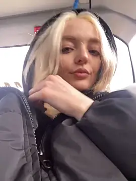 aka Blonde online show from April 16, 6:47 am