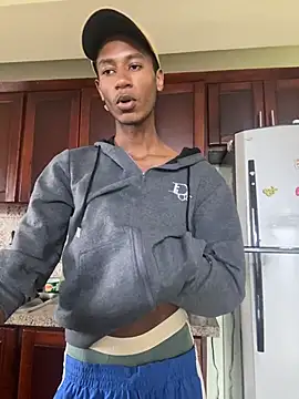 Snapshot of twink_gabrielll chatting on May 22, 12:58 pm twink gabrielll online show from May 22, 12:58 pm