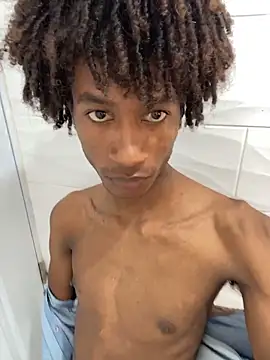 twink gabrielll online show from April 18, 6:21 pm