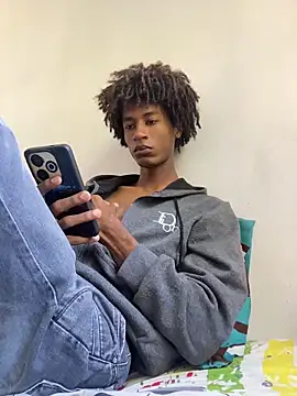 Snapshot of twink_gabrielll chatting on April 21, 1:50 pm twink gabrielll online show from April 21, 1:50 pm