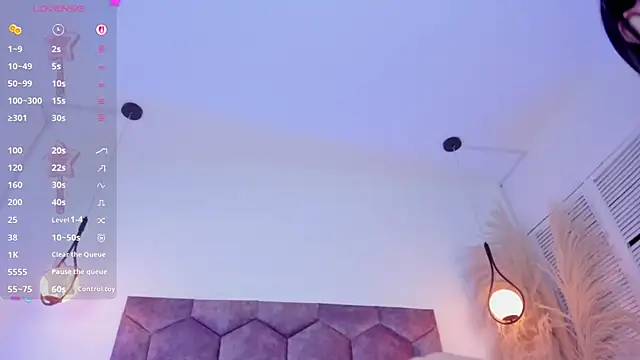 Snapshot of emily_nova_ chatting on June 24, 12:04 pm emily nova online show from June 24, 12:04 pm