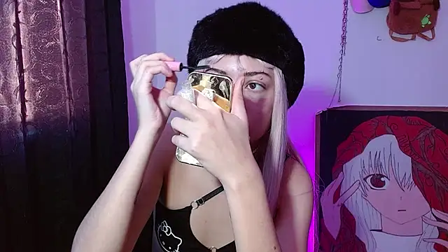 kittymiauu444 online show from April 22, 12:45 pm