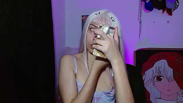 kittymiauu444 online show from March 29, 3:52 am