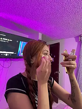 kittymiauu444 online show from May 10, 4:49 am
