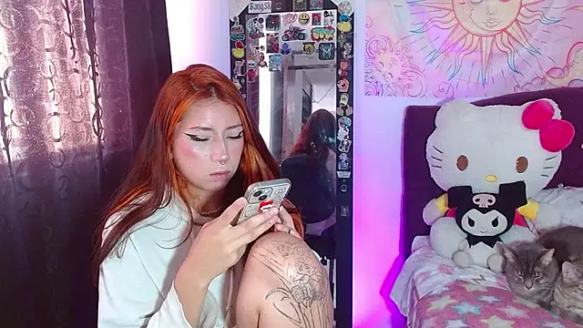 kittymiauu444 online show from February 5, 2:13 pm