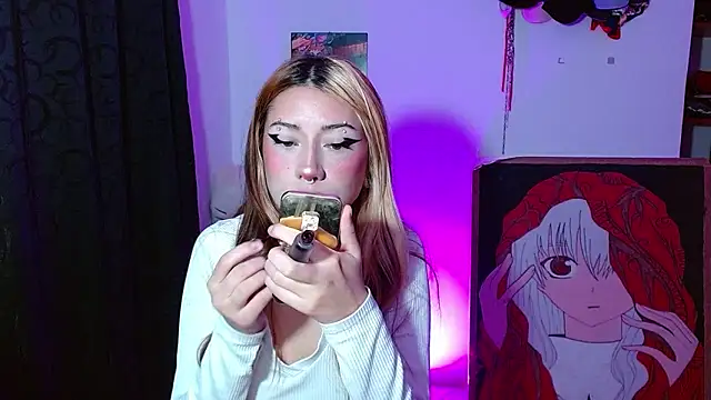 kittymiauu444 online show from May 20, 3:47 am
