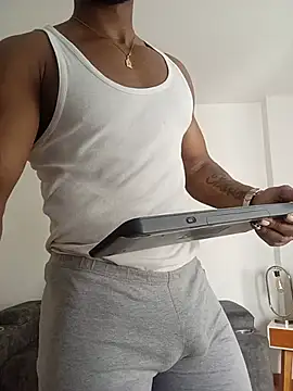 Snapshot of Dante_Knox chatting on July 9, 11:31 am Dante Knox online show from July 9, 11:31 am