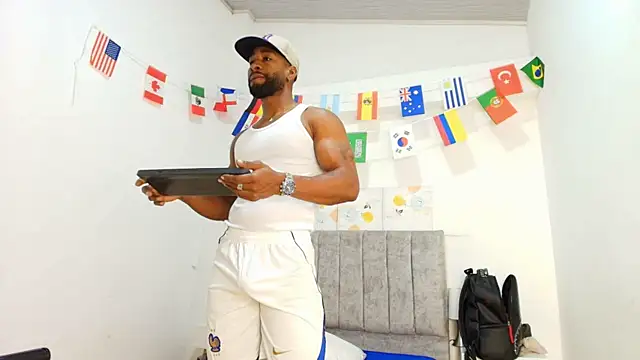 Snapshot of Dante_Knox chatting on June 21, 11:49 am Dante Knox online show from June 21, 11:49 am