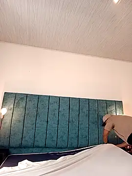 Dante Knox online show from February 25, 7:14 pm