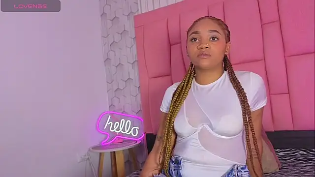 sophiia swet online show from February 13, 6:41 pm