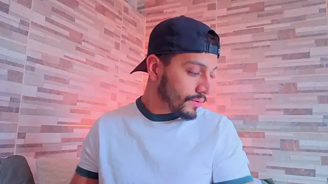 joelcallvil1 online show from May 20, 8:50 pm