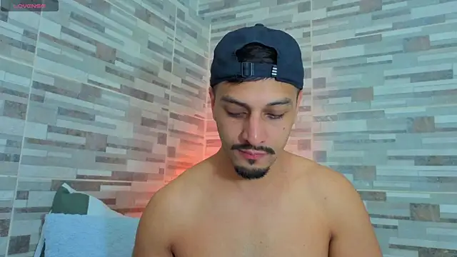 joelcallvil1 online show from May 2, 12:38 am