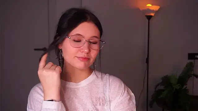 KarolClunie online show from January 10, 4:46 pm