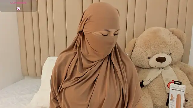 Snapshot of _seelena chatting on February 19, 12:46 pm seelena online show from February 19, 12:46 pm