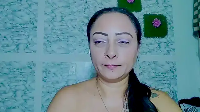 XXXStephanie XXX online show from July 15, 11:45 pm