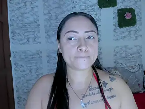 XXXStephanie XXX online show from February 4, 8:37 pm