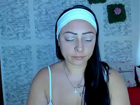 XXXStephanie XXX online show from April 22, 10:05 pm