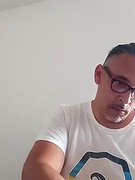 Snapshot of Big_vittollo chatting on February 15, 3:11 pm Big vittollo online show from February 15, 3:11 pm