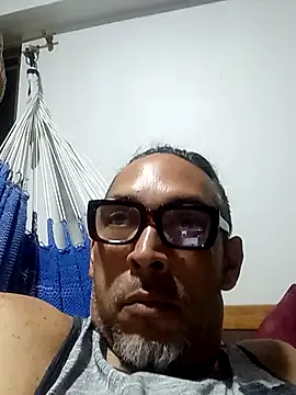 Big vittollo online show from April 3, 1:45 am