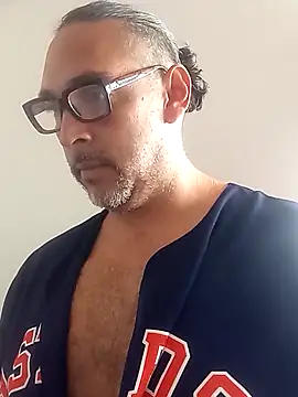 Snapshot of Big_vittollo chatting on February 21, 3:03 pm Big vittollo online show from February 21, 3:03 pm