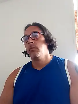 Snapshot of Big_vittollo chatting on February 8, 2:15 pm Big vittollo online show from February 8, 2:15 pm