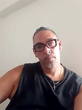 Snapshot of Big_vittollo chatting on February 24, 2:40 pm Big vittollo online show from February 24, 2:40 pm