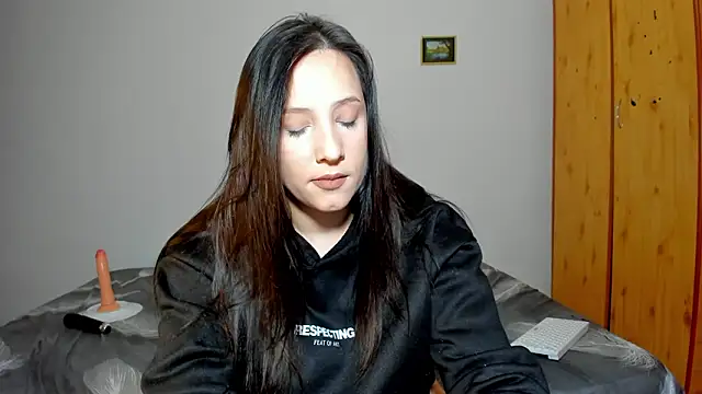 Angell-Sky online show from March 18, 8:32 pm