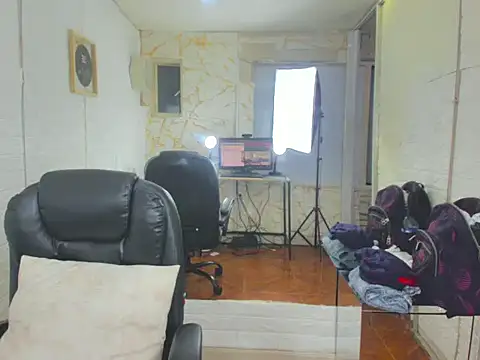 Betany Grey online show from February 14, 4:13 am