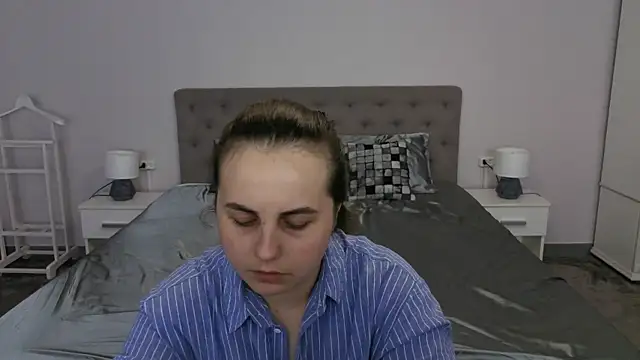 MikaFoxy online show from April 8, 5:20 am