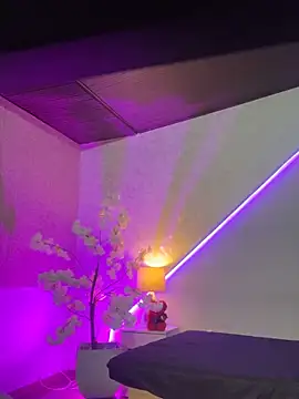 maaluh online show from April 15, 4:55 pm