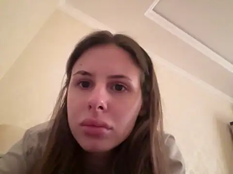 Snapshot of MissDianka chatting on February 24, 1:12 pm MissDianka online show from February 24, 1:12 pm