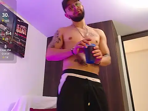 Axel Stton online show from March 19, 2:39 pm