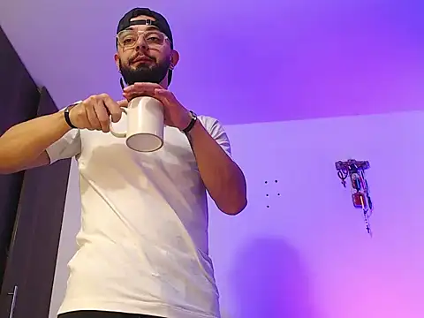 Axel Stton online show from January 13, 1:59 pm