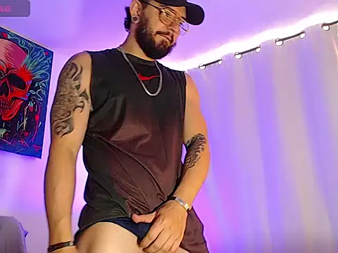 Snapshot of Axel_Stton chatting on June 25, 2:22 pm Axel Stton online show from June 25, 2:22 pm