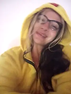 Snapshot of Megan_nica chatting on February 21, 3:14 pm Megan nica online show from February 21, 3:14 pm