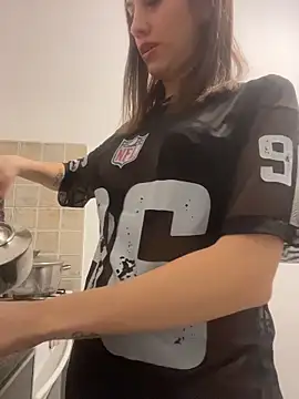 LolaSB online show from March 24, 1:38 am