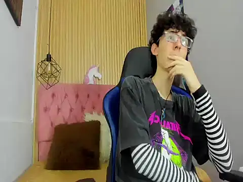 Syriussz online show from February 5, 7:21 pm