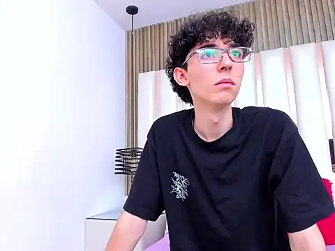 Syriussz online show from January 10, 7:31 pm