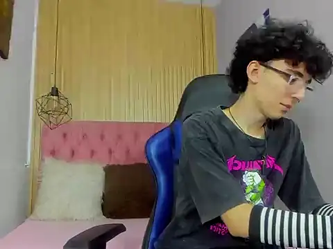 Syriussz online show from February 27, 7:24 pm