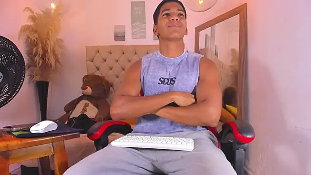 noah sthone online show from February 12, 5:18 am