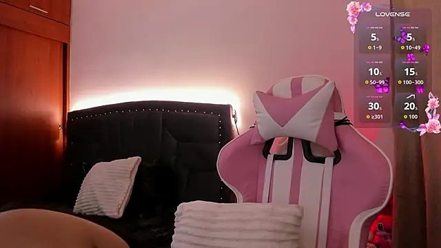 Lilith blaze Fg online show from April 2, 10:49 pm