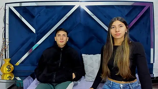 ScarlettAndLucas online show from February 1, 12:47 pm