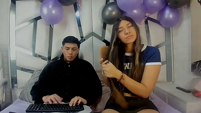 ScarlettAndLucas online show from February 4, 1:06 pm