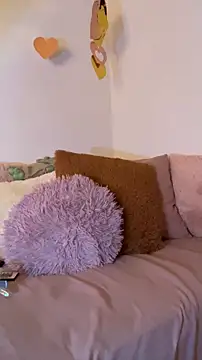 GiannaMagari online show from February 4, 8:59 pm